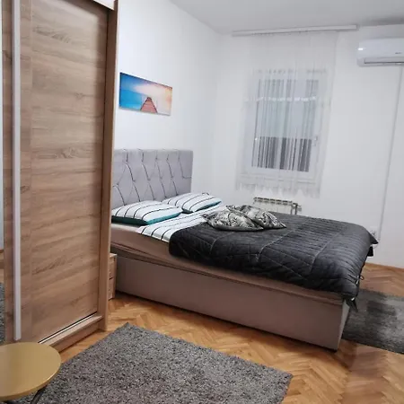 Apartman Paradiso Bn 1 *