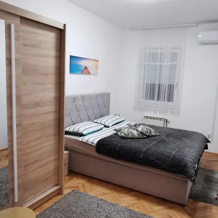 Apartment Apartman Paradiso Bn 1 *